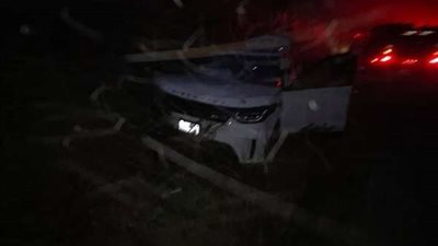 مصرع 3 أشخاص وإصابة اثنين في حادث سير مروع بالسعودية