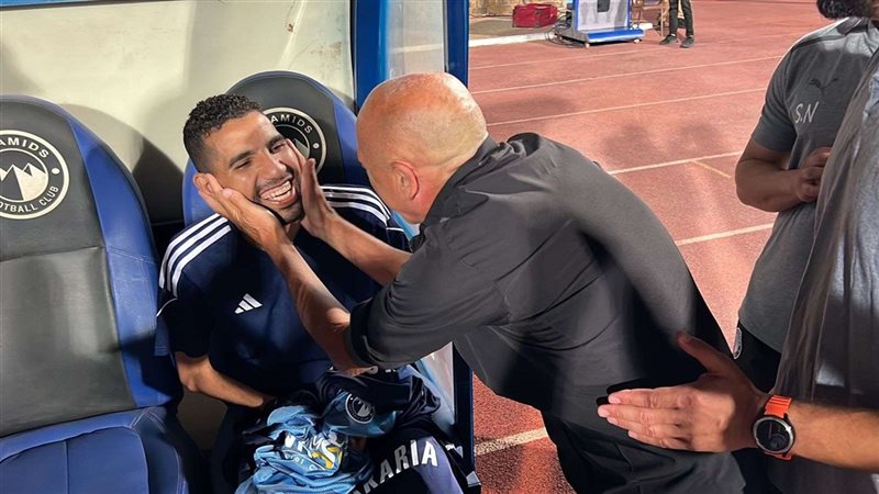 بيراميدز ومؤمن زكريا