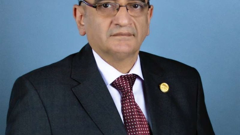 اللواء حاتم حشمت