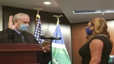 لأول مرة.. مصرية تتولى منصب عمدة ولاية أمريكية