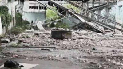 شاحنة نقل تسحق مهاجرين حتى الموت في سوريا.. شاهد