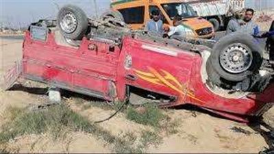 إصابة 9 أشخاص إثر حادث سيارة ربع نقل بالمنيا | بالأسماء