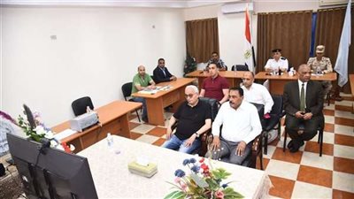 وزير التعليم يتابع انتظام سير امتحانات الثانوية العامة بجميع لجان مطروح