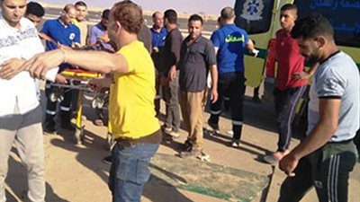 إصابة 13 شخص في حادث تصادم بالبحيرة