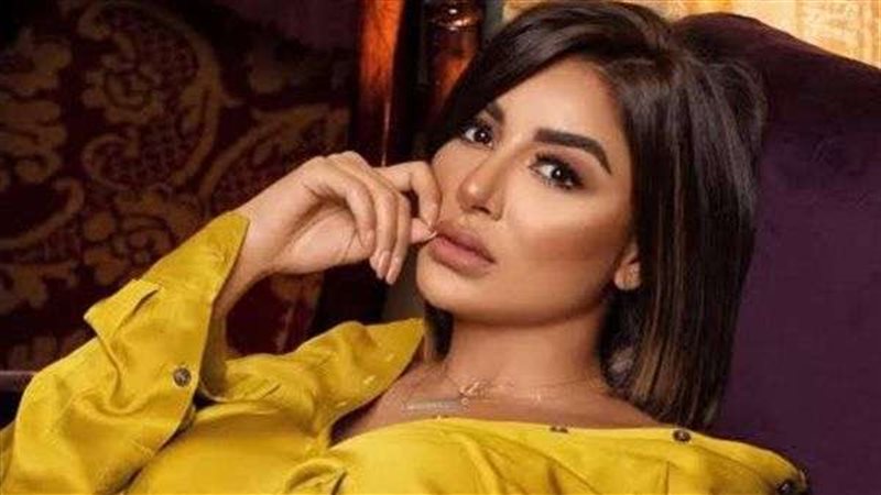 الفنانة جوري بكر