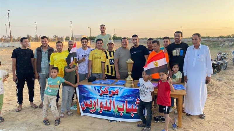 لاعبو مركز شباب الدواويس