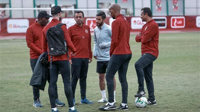 كواليس جلسة موسيماني مع ناصر ماهر