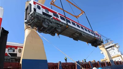 النقل تعتزم خطة قوية لتطوير جرارات السكة الحديد محليًا وعالميًا