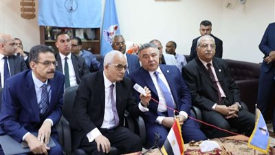 حجازي يطمئن على مستوى امتحانات الثانوية العامة اليوم