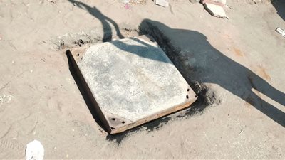 استجابة لشكوي أحد المواطنين بالإسماعيلية.. غلق بلاعة مسروق غطائها للحفاظ على أمن وسلامة المواطنين