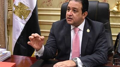 برلماني يطالب بسحب الثقة من وزير النقل