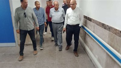 أنور: نسعى بأن تصبح مستشفى جامعة القناة نموذج يتواكب مع منظومة التأمين الشامل