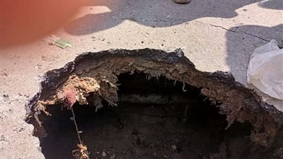 هبوط أرضي بشارع 25 بحي غرب شبرا الخيمة