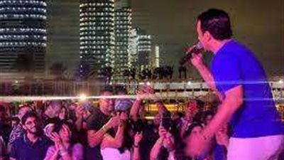 إيهاب توفيق ينفي شائعات إحيائه حفلًا بعد تشييع جثمان علاء عبد الخالق