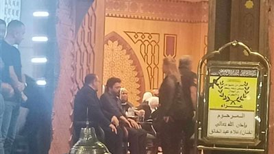 حميد الشاعري.. أبرز الحاضرين في عزاء علاء عبد الخالق