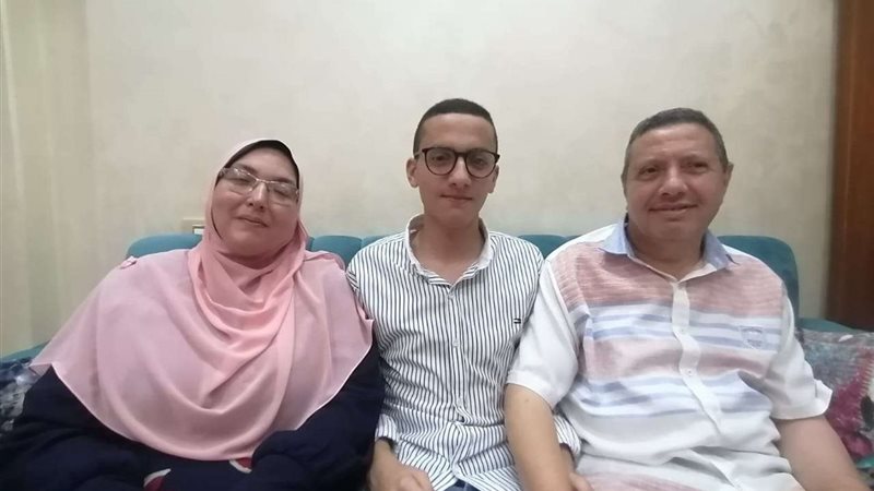 الأول على الجمهورية