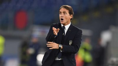 مانشيني ينتظر رقم تاريخي مع إيطاليا