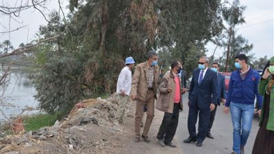 محافظ القليوبية يتفقد مشروعات مدن طوخ وشبرا الخيمة