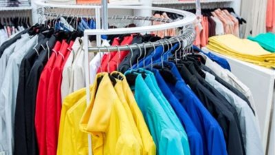 ضبط 7 محلات ملابس لعدم الإعلان عن سياسة الاستبدال