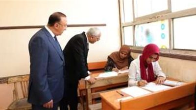 وزير التعليم تفقد عدة لجان امتحانات الثانوية العامة 2023 بمحافظة الإسكندرية