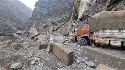 مقتل 8 أطفال في انهيار أرضي في باكستان