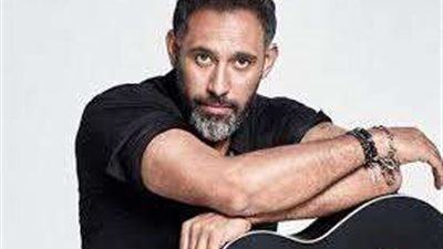 عمرو مصطفى : أغنية 