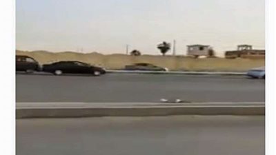 فتاة أخرى تقود سيارة عكس الاتجاه بالإسماعيلية بعد حادث الجلالة (فيديو)