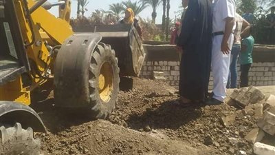 رفع أطنان من القمامة والأتربة بحملات النظافة العامة بالفيوم