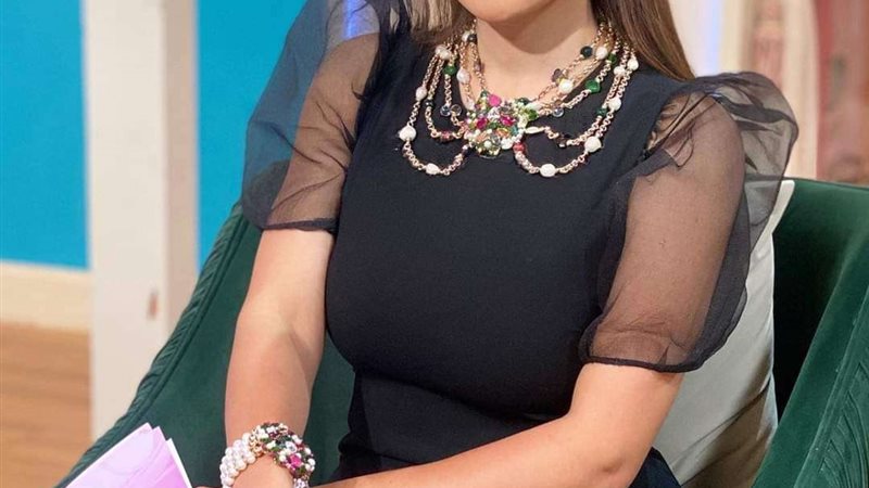 سارة نخلة