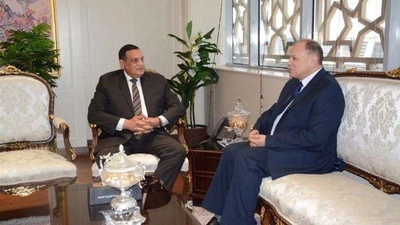 وزير التنمية المحلية