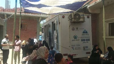 327 مواطن.... إجمالي المستفيدين خلال تنفيذ قافلة طبية بمركز بدر