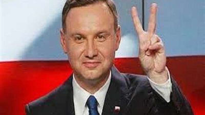 الرئيس البولندي يلتقي زيلينسكي بمدينة لوتسك غرب أوكرانيا