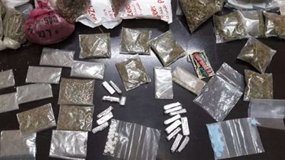 صقور الأمن تضبط عاطلين بحوزتهم كمية من البانجو والشابو في أسوان