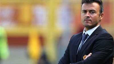 إنريكي يكشف سبب عدم تواجده في دكة منتخب إسبانيا في لقاء كوسوفو من البداية