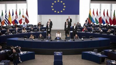 برلمانية ألمانية: الناتو يشن حرب بالوكالة ضد موسكو