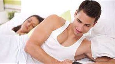 سيدة أمام محكمة الاسرة: 