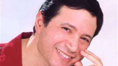 بعد انتكاسته الصحية.. من هو إمان البحر درويش