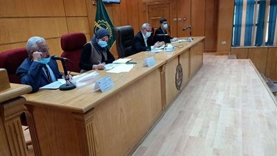 محافظ القليوبية يتابع أعمال تطوير 36 قرية بشبين القناطر