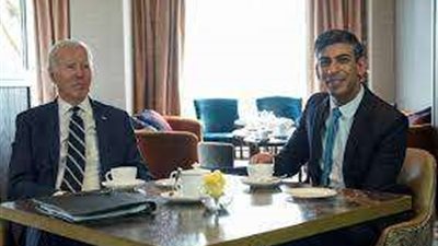 شاهد.. رئيس الوزراء البريطاني يستقبل الرئيس الأمريكي في مقر الحكومة