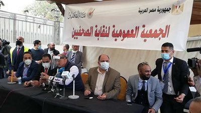 بدء التصويت في انتخابات نقابة الصحفيين.. صور