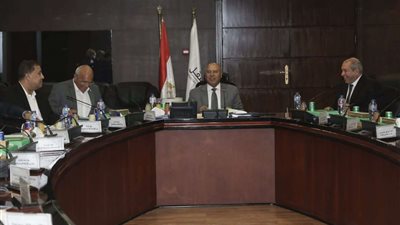 وزير النقل يترأس الجمعيتين العموميتين للشركة المصرية لإنشاء وصيانة مرافق النقل والمطارات