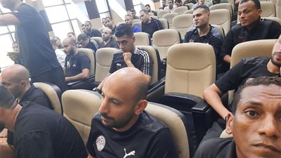 عاجل.. العطار يلتقي بالحكام ويعدهم بصرف المستحقات المتأخرة في أقرب وقت