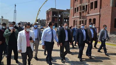 وزير التعليم العالى ورئيس جامعة الإسكندرية يتفقدان مجمع الكليات الجديد بأبيس (صور)