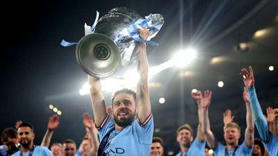 نجم مانشستر سيتي على طاولة برشلونة من جديد