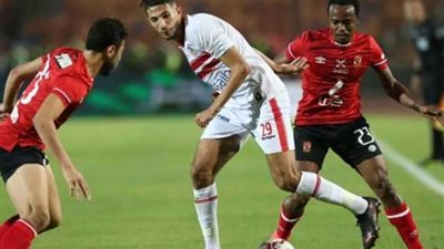 الأهلي يسحق الزمالك بثلاثية في الشوط الأول