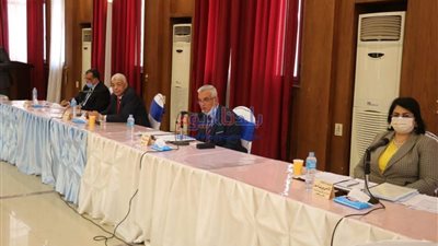 رئيس جامعة المنوفية يستقبل فريق المراجعة الخارجية من الشركة الروسية المانحة لشهادة الايزو