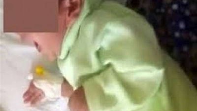 رجل يضرب ابنته حتى الموت