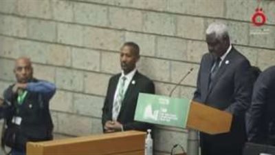 رئيس مفوضية الاتحاد الإفريقى يدعو إلى الإسراع فى منطقة التجارة الحرة