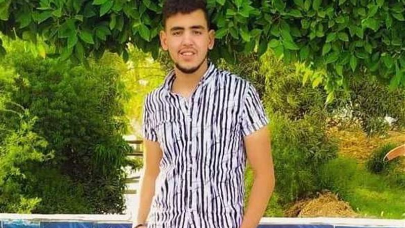 الطالب أحمد ثروت