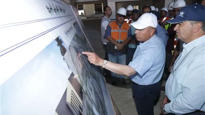 بعد جولة وزير النقل.. تعرف على مميزات القطار الكهربائي السريع